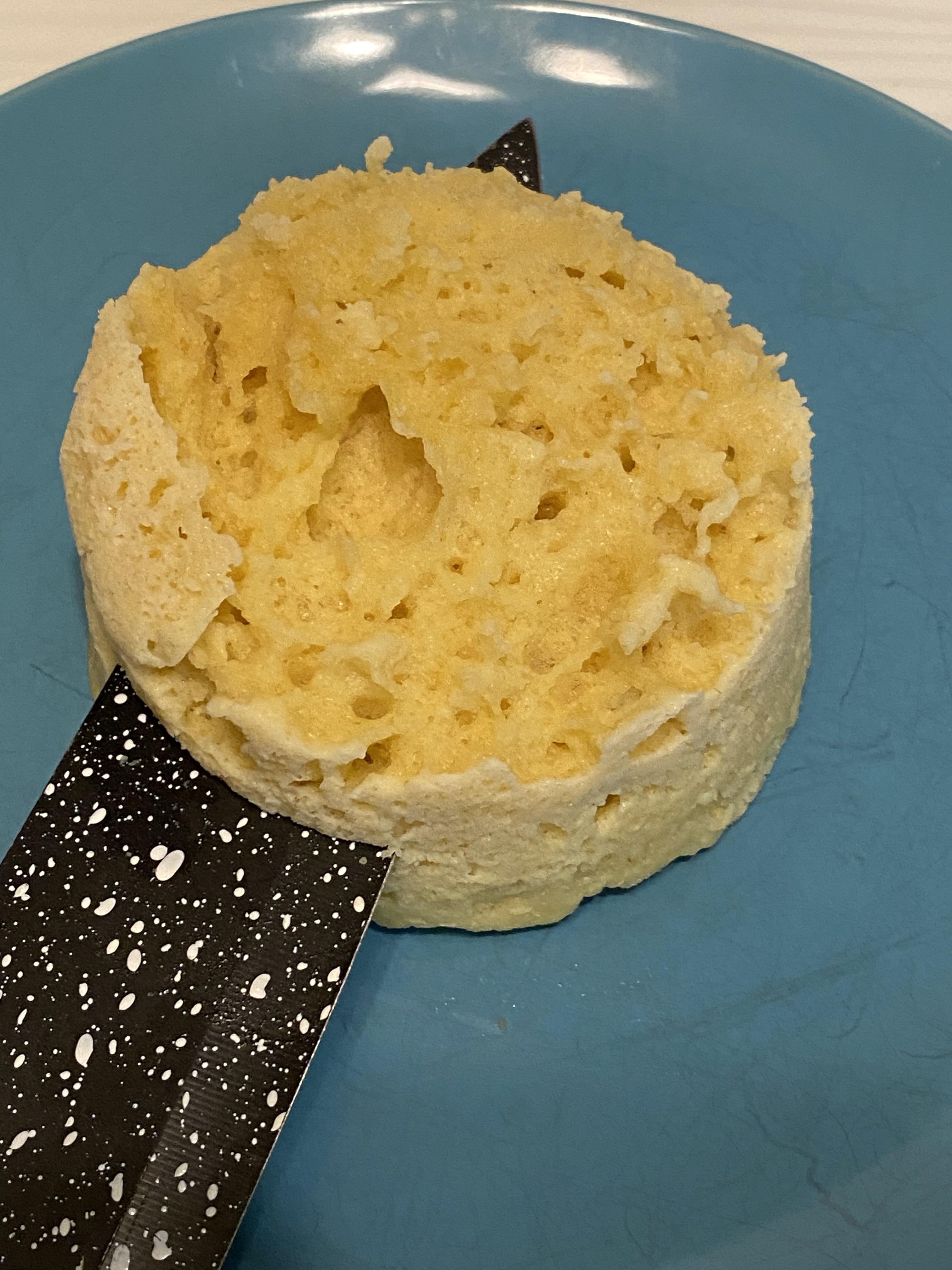 cutting biscuit.jpg