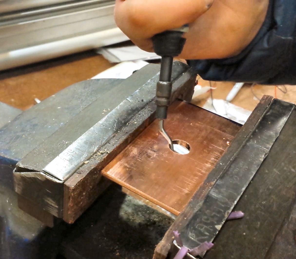 de-burring the spreader.jpg
