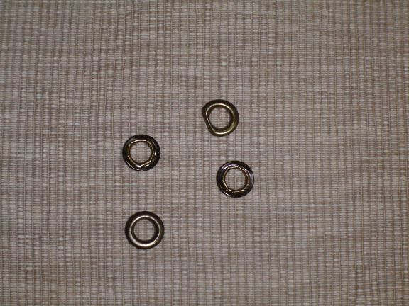 dead-eyelets.JPG