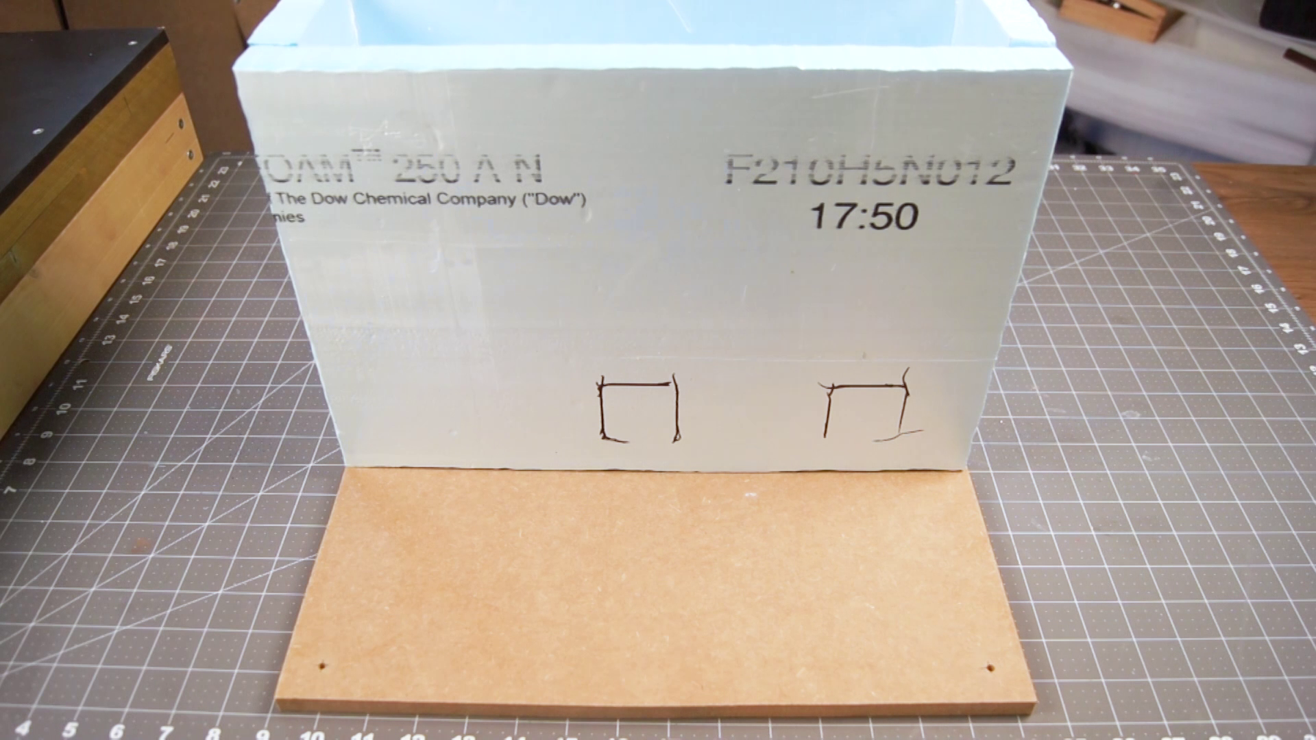desktop-camping-van-mini-fridge-cooler-freezer-refrigerator-diy-2017-07-31-19h07m43s235.png