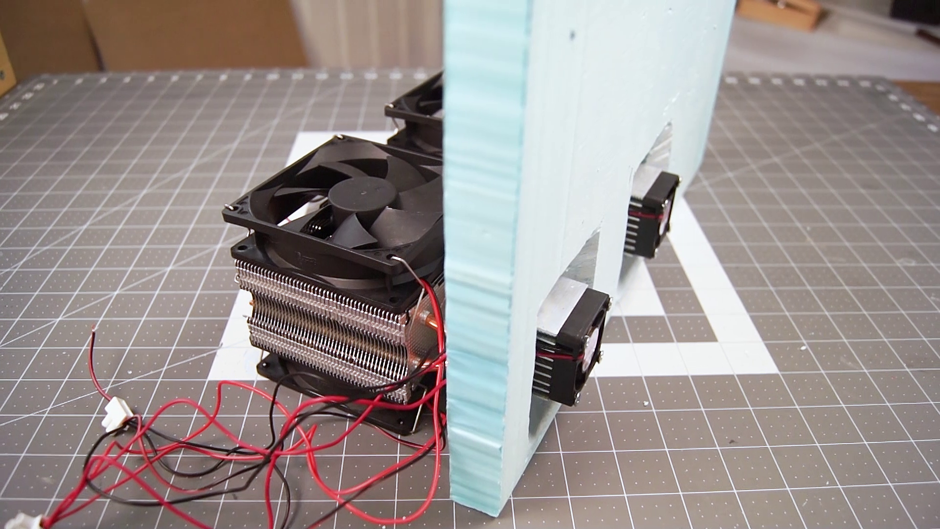 desktop-camping-van-mini-fridge-cooler-freezer-refrigerator-diy-2017-07-31-19h08m29s176.png