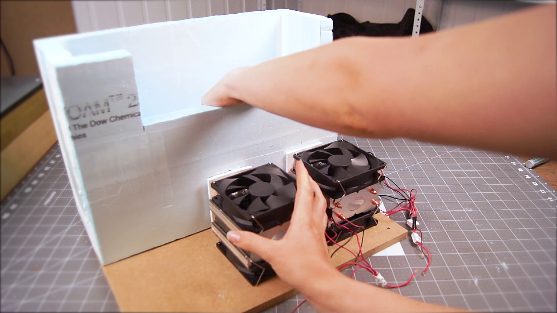 desktop-camping-van-mini-fridge-cooler-freezer-refrigerator-diy-2017-07-31-19h09m49s206.png