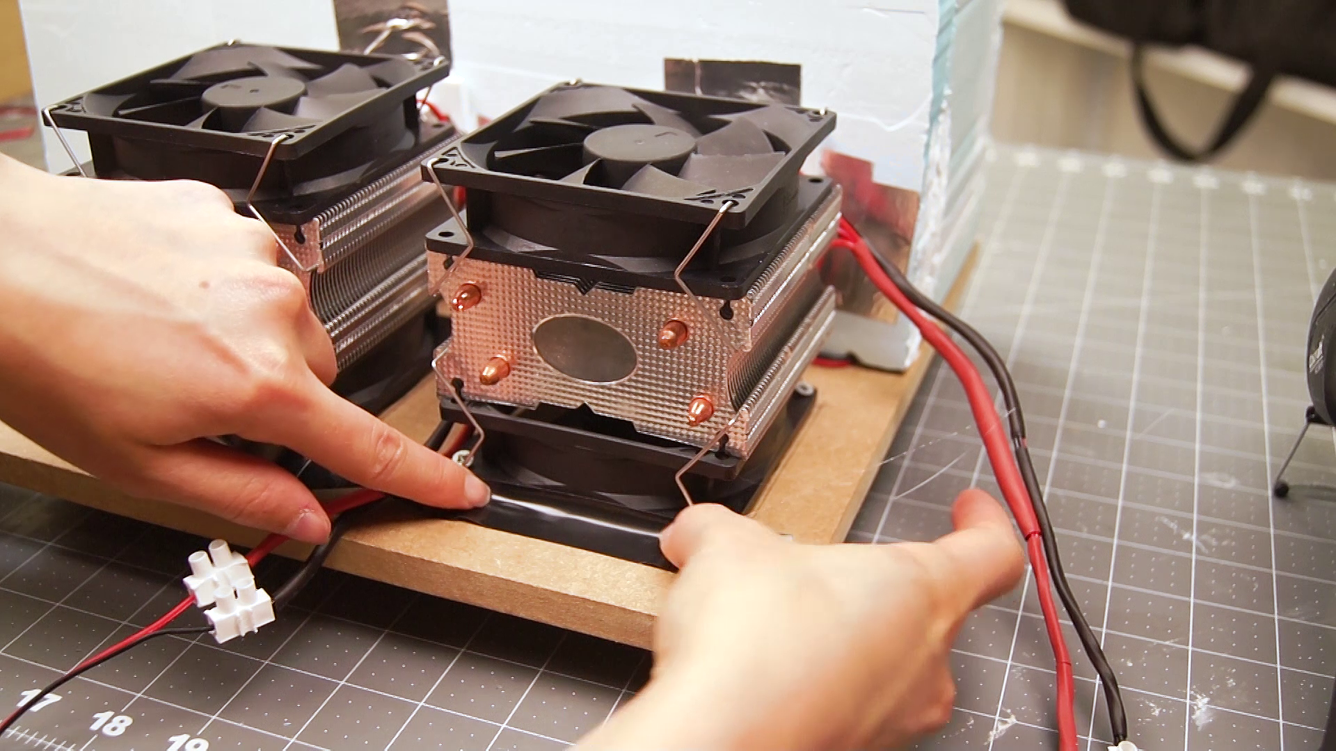 desktop-camping-van-mini-fridge-cooler-freezer-refrigerator-diy-2017-07-31-19h18m26s255.png