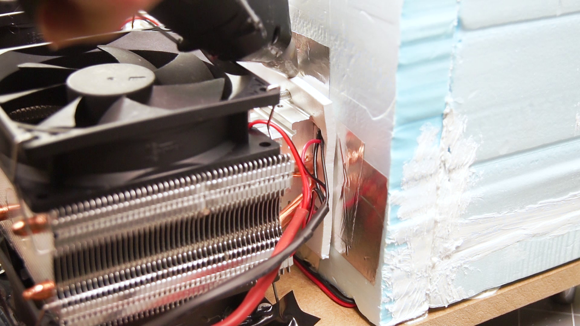 desktop-camping-van-mini-fridge-cooler-freezer-refrigerator-diy-2017-07-31-19h18m46s206.png