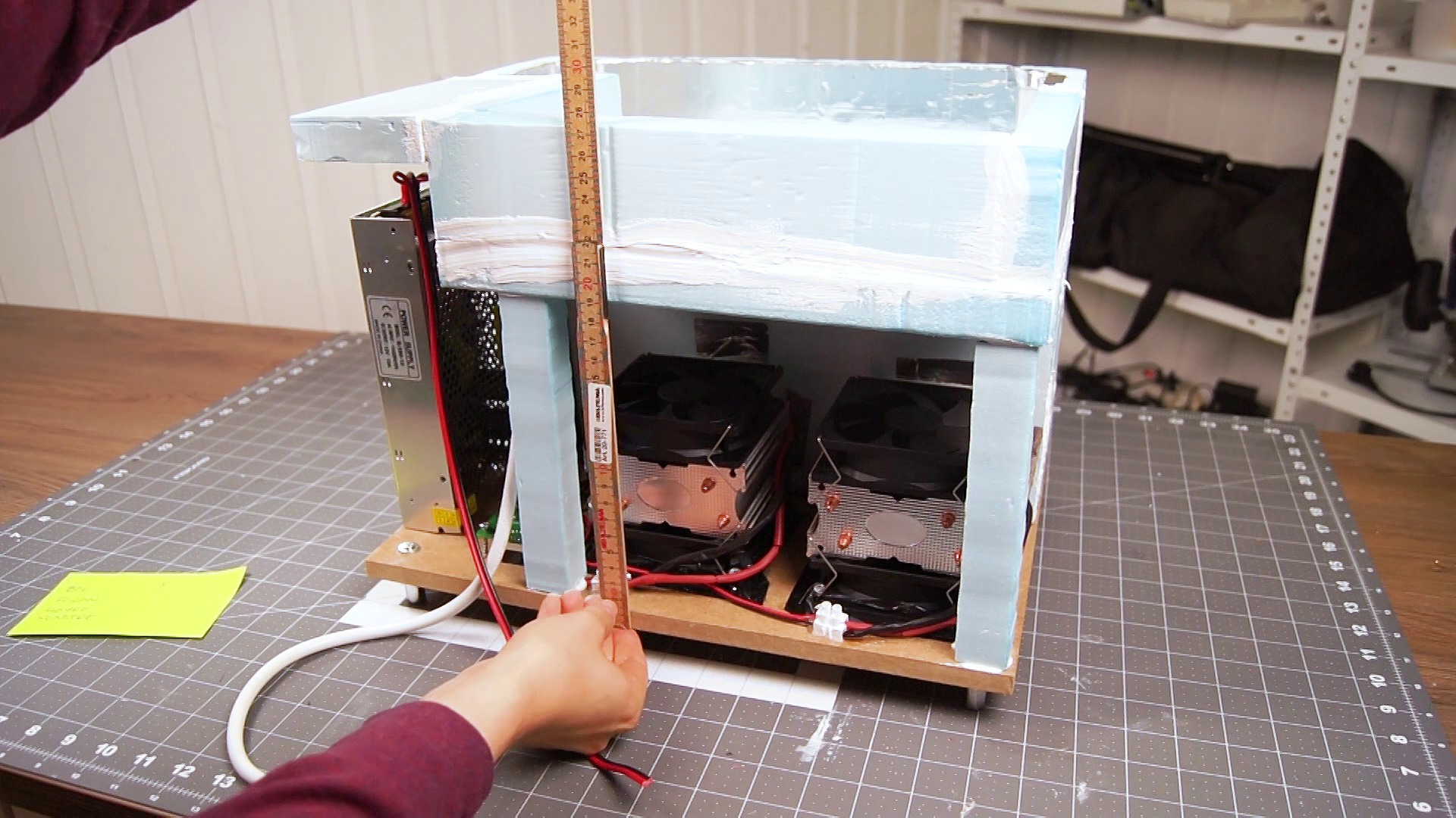 desktop-camping-van-mini-fridge-cooler-freezer-refrigerator-diy-2017-07-31-19h23m35s25.png