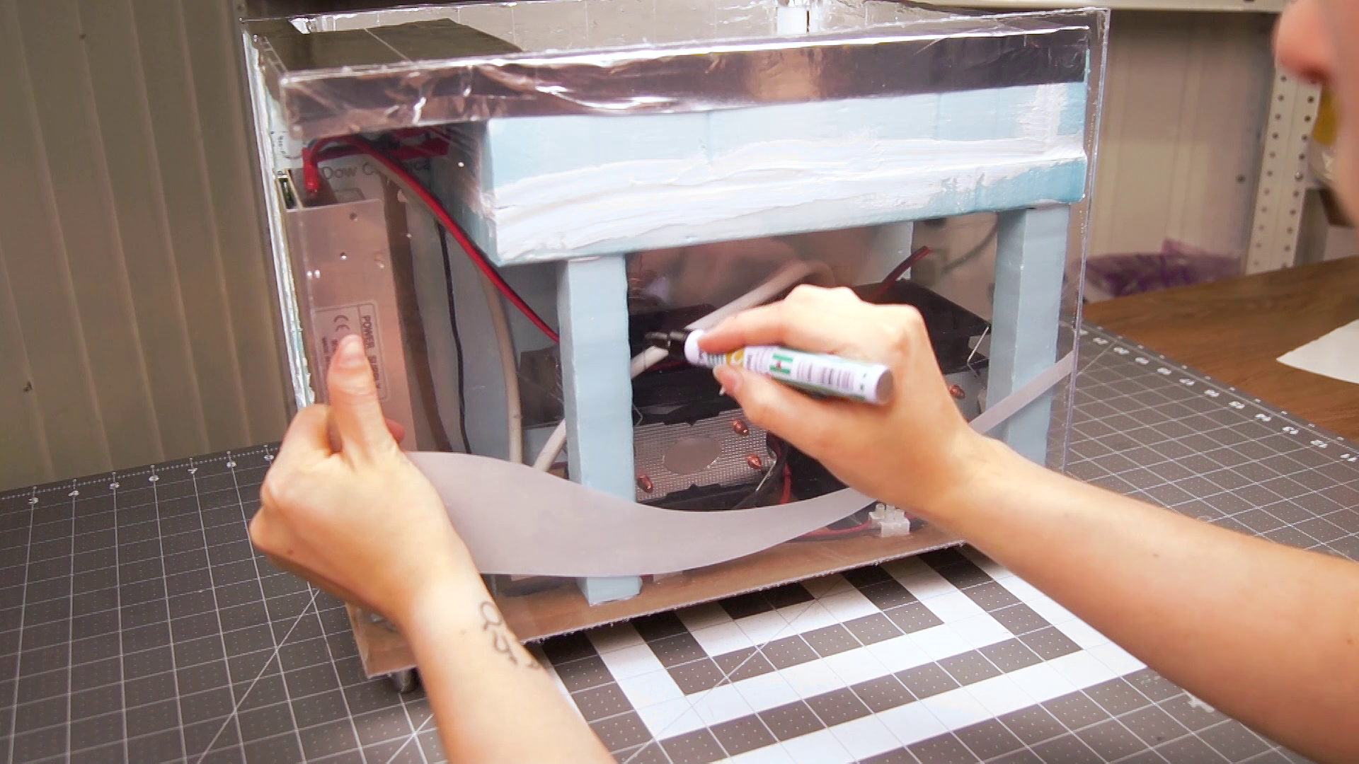 desktop-camping-van-mini-fridge-cooler-freezer-refrigerator-diy-2017-07-31-19h27m18s201.png