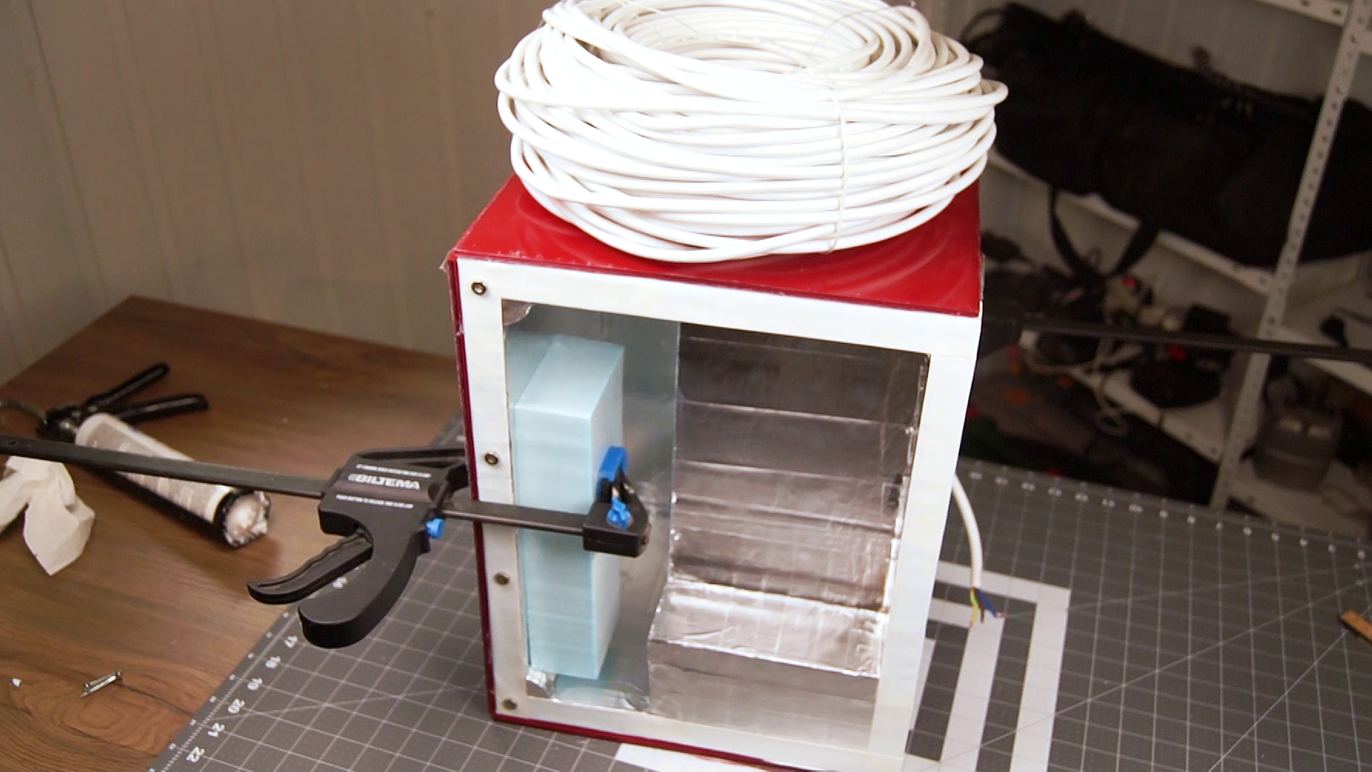 desktop-camping-van-mini-fridge-cooler-freezer-refrigerator-diy-2017-07-31-19h32m25s202.png
