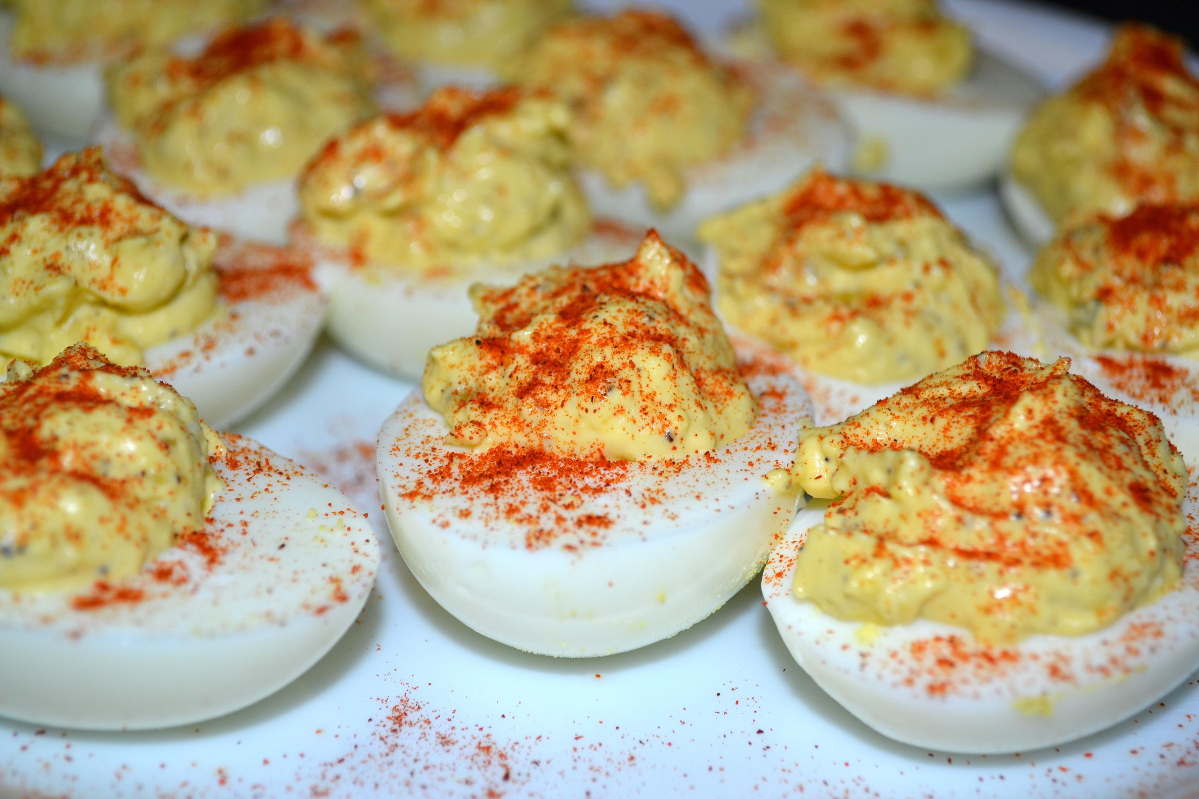 deviled_eggs_with_paprika.jpg