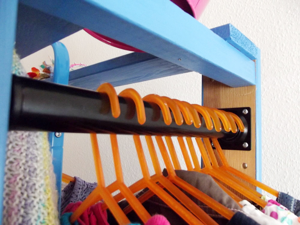 diy munchkin closet (1).JPG