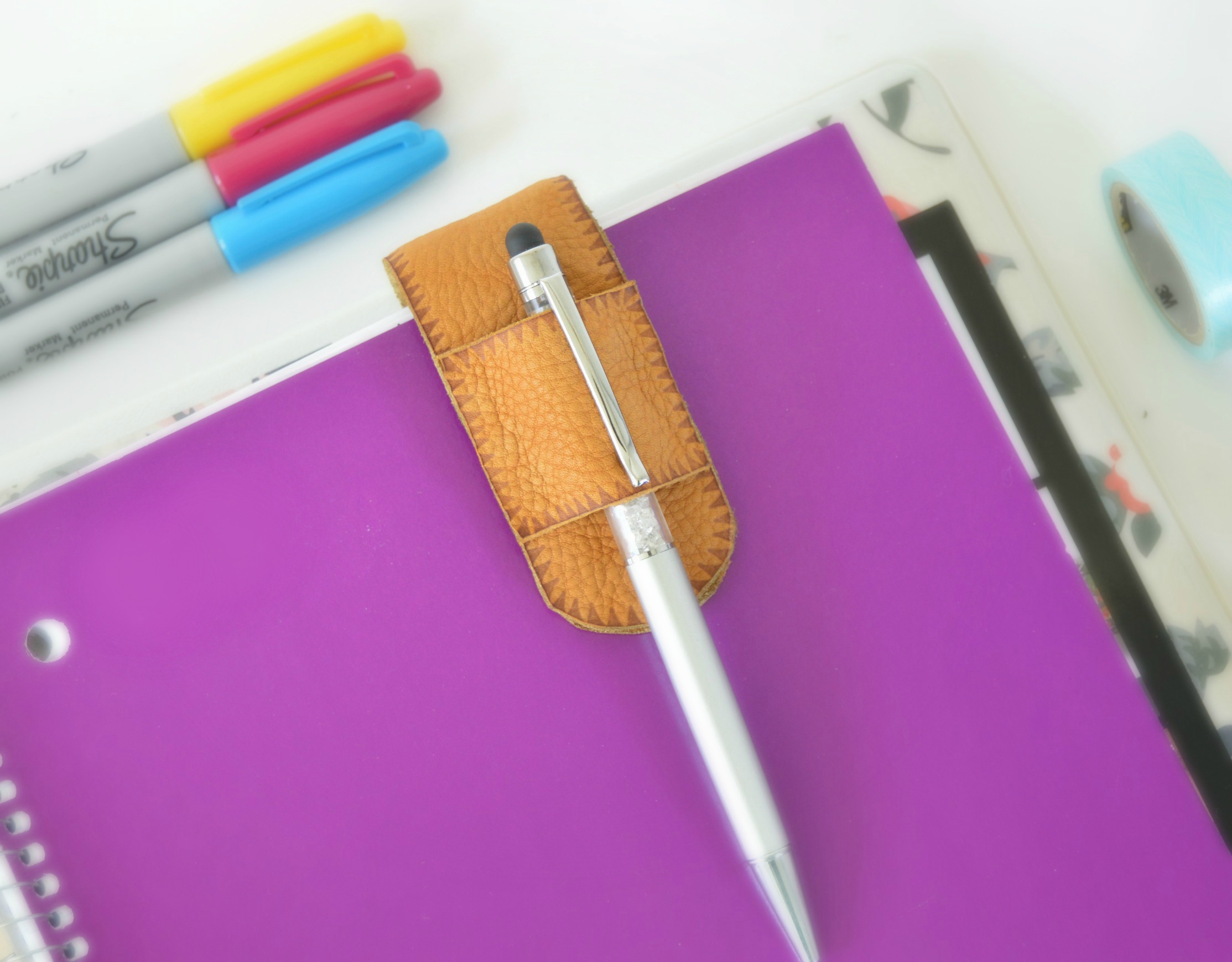 diy pen holder leather.jpg