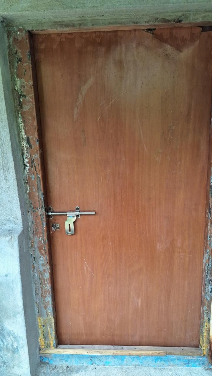door.jpg