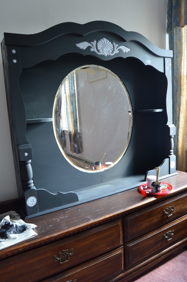 dressing table upper part painted.jpg