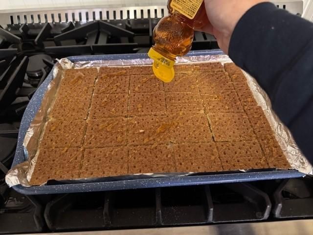 drizzle crackers.jpg