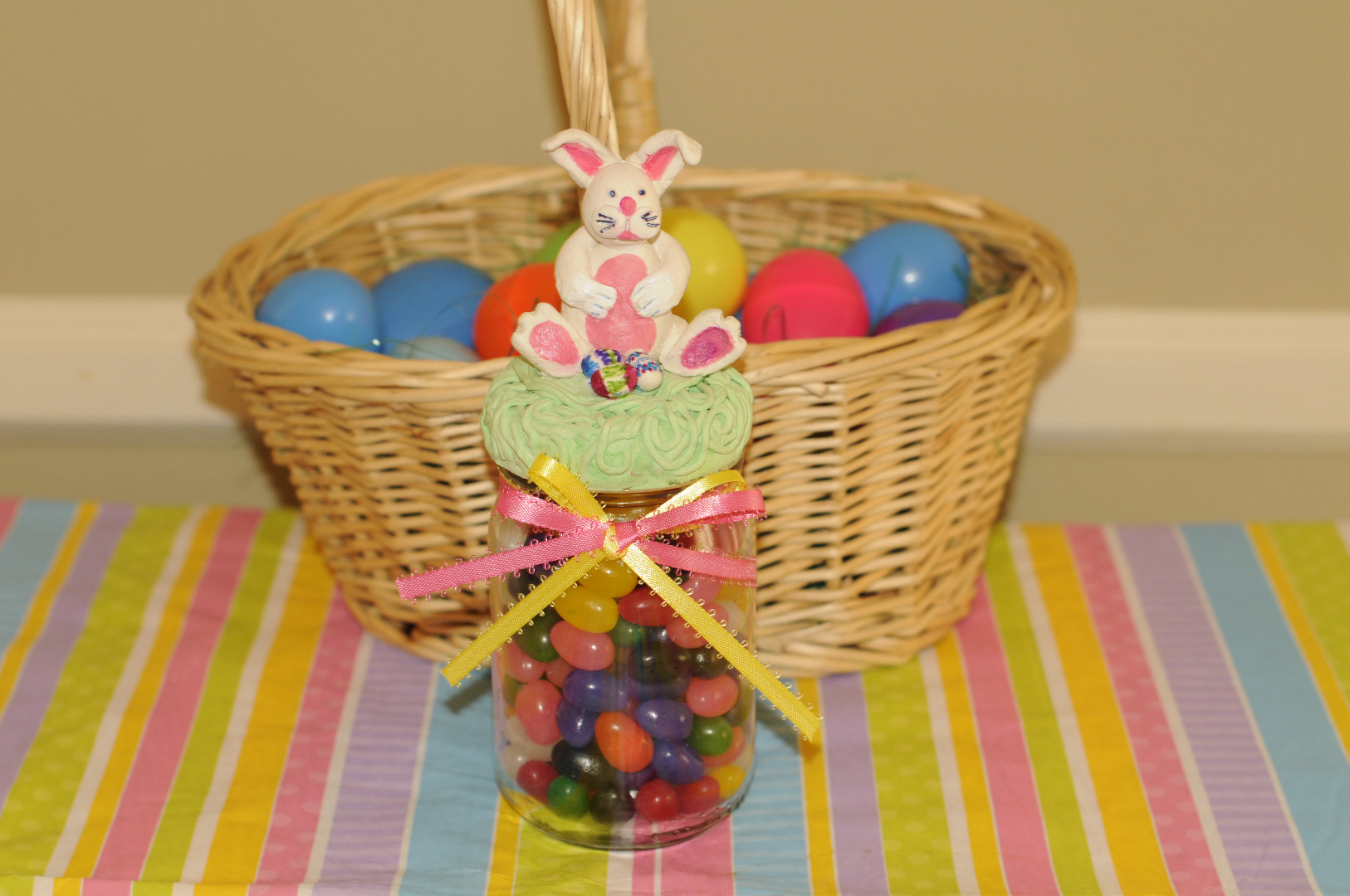 easter bunny for jar project.JPG