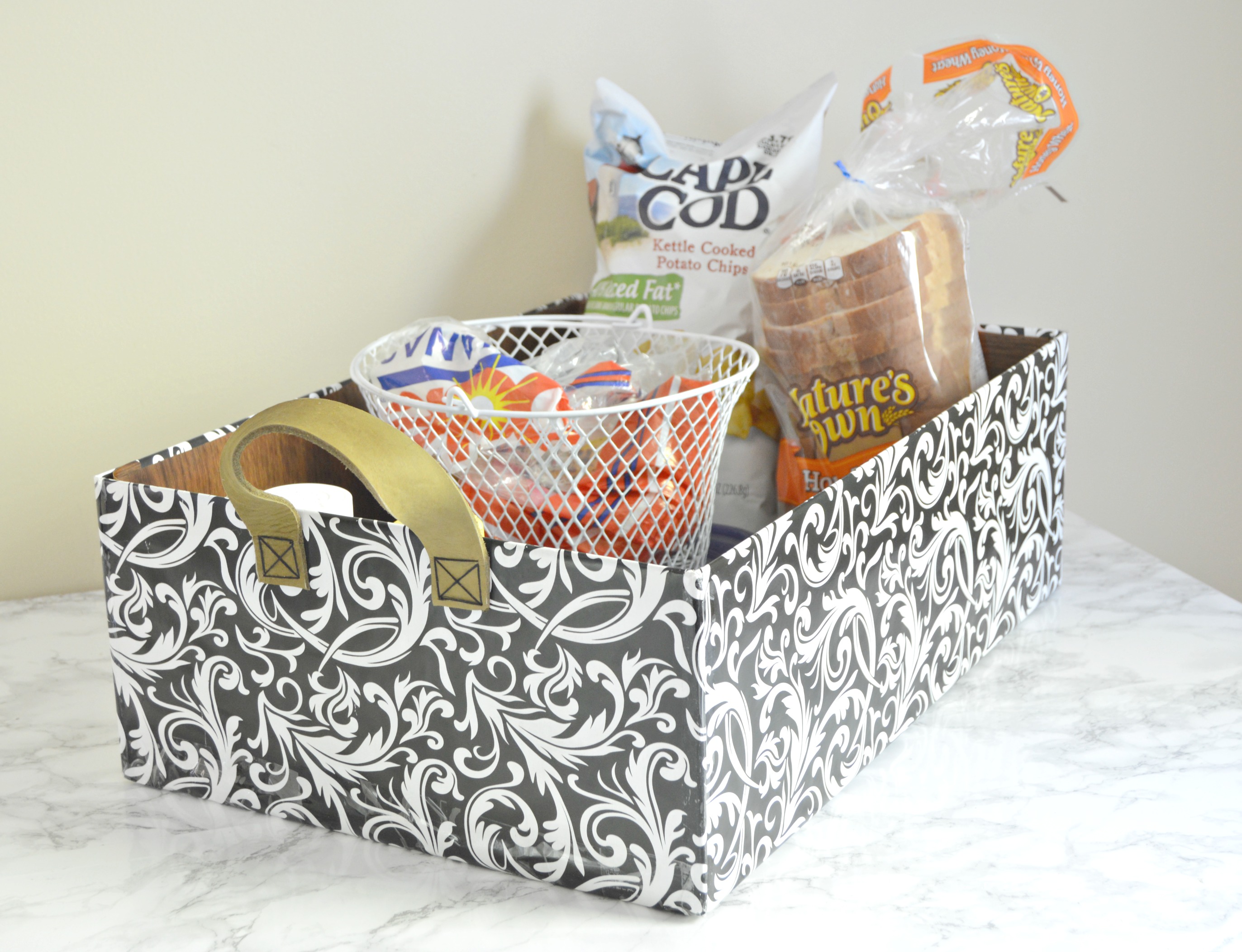 easy way to organize snacks in the kitchen DIY baskets.jpg