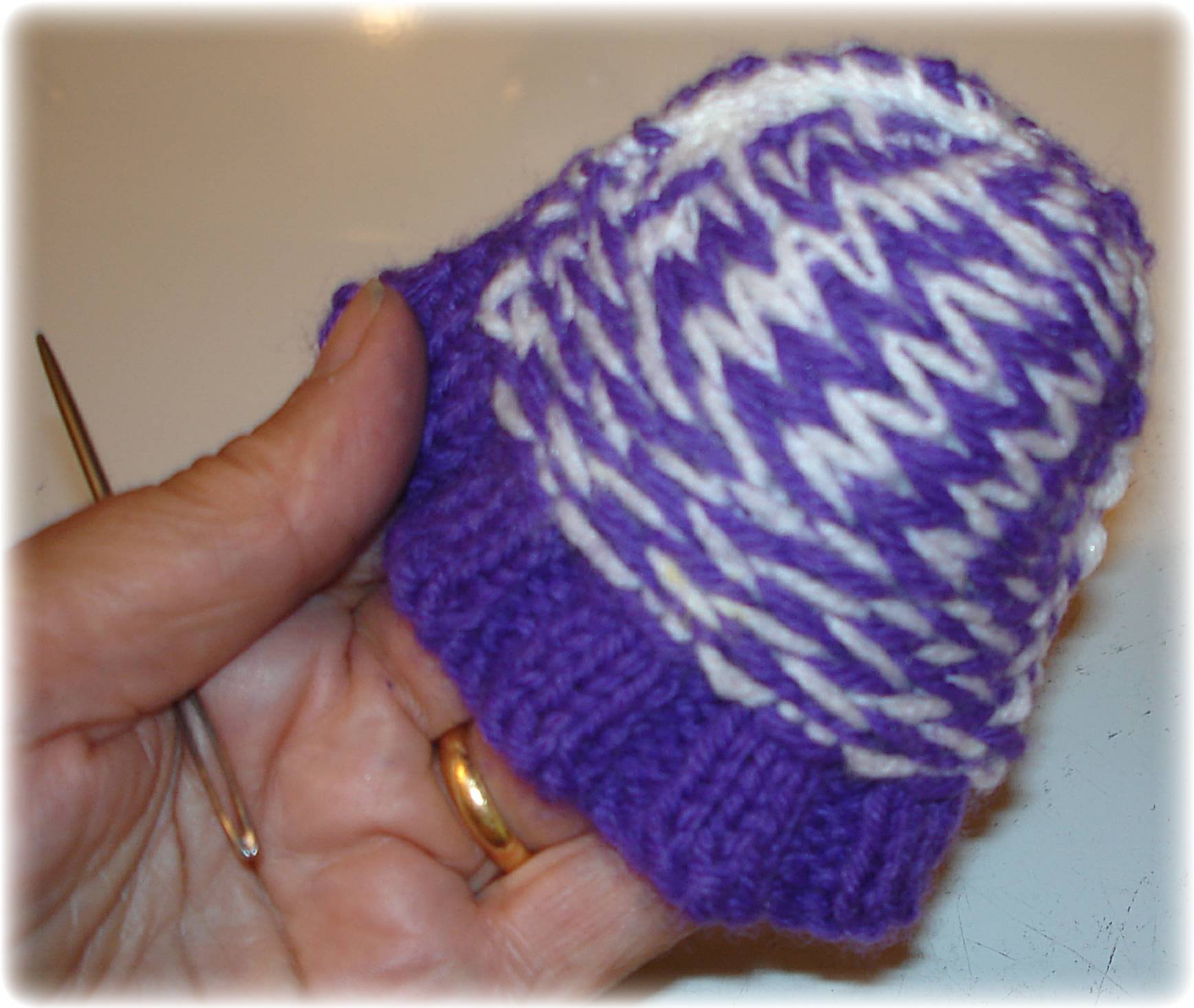 egg cosy1 002.jpg