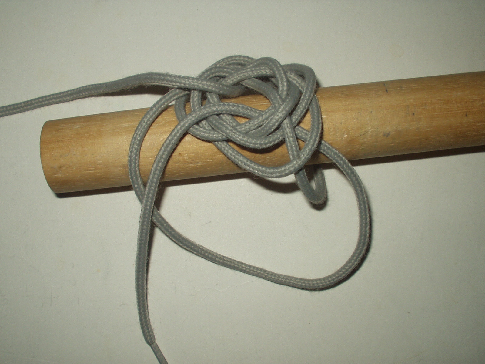 extended lanyard knot 002.JPG