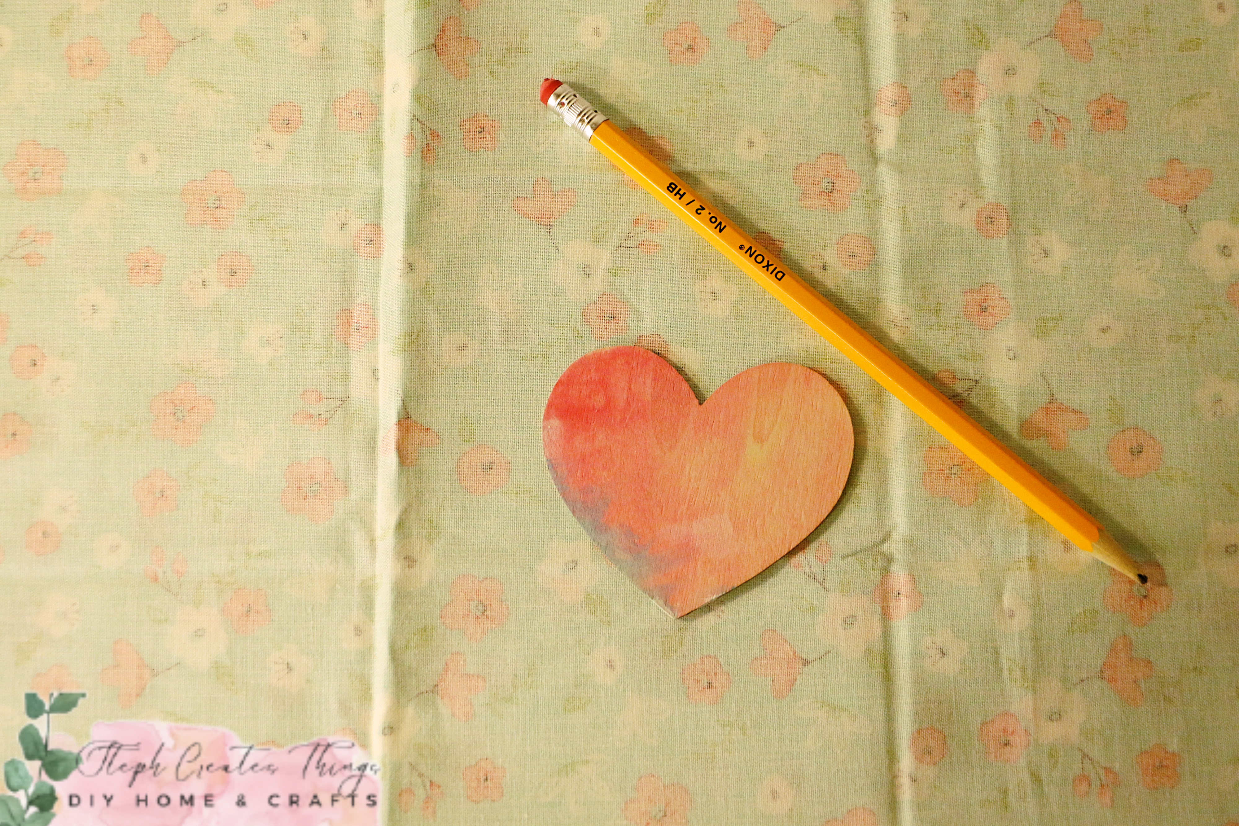 fabric-wooden heart-pencil.png