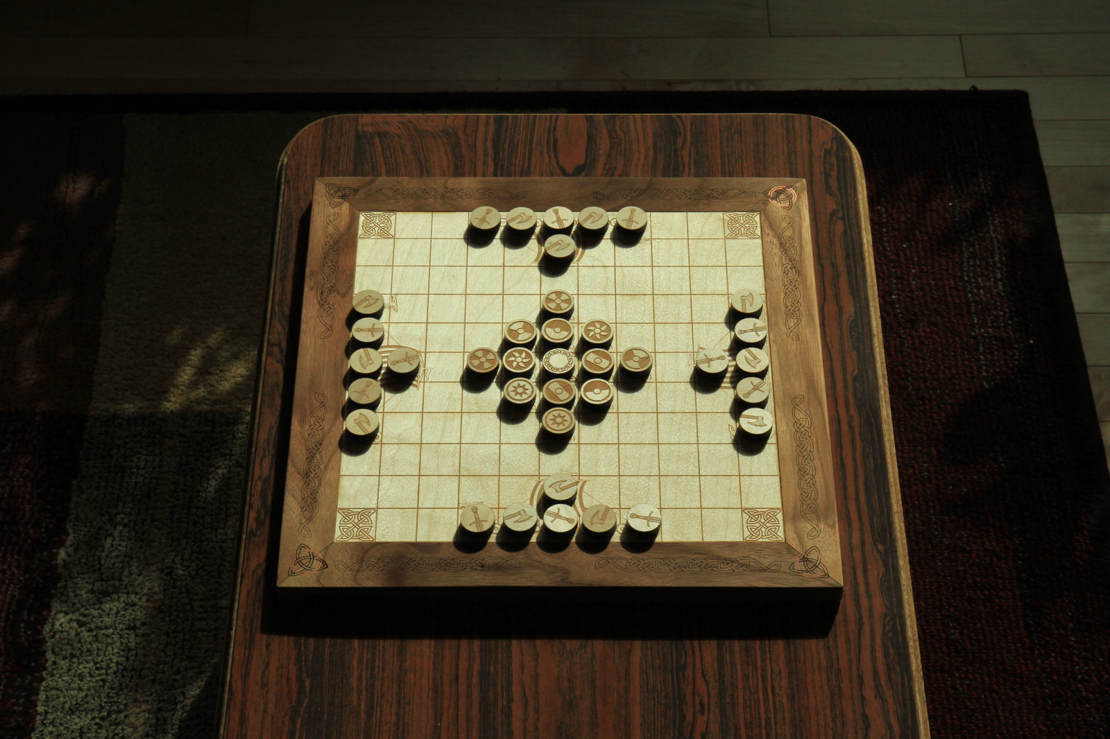 finished-hnefatafl.jpg