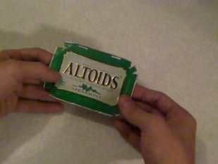 flatten altoids can.jpg