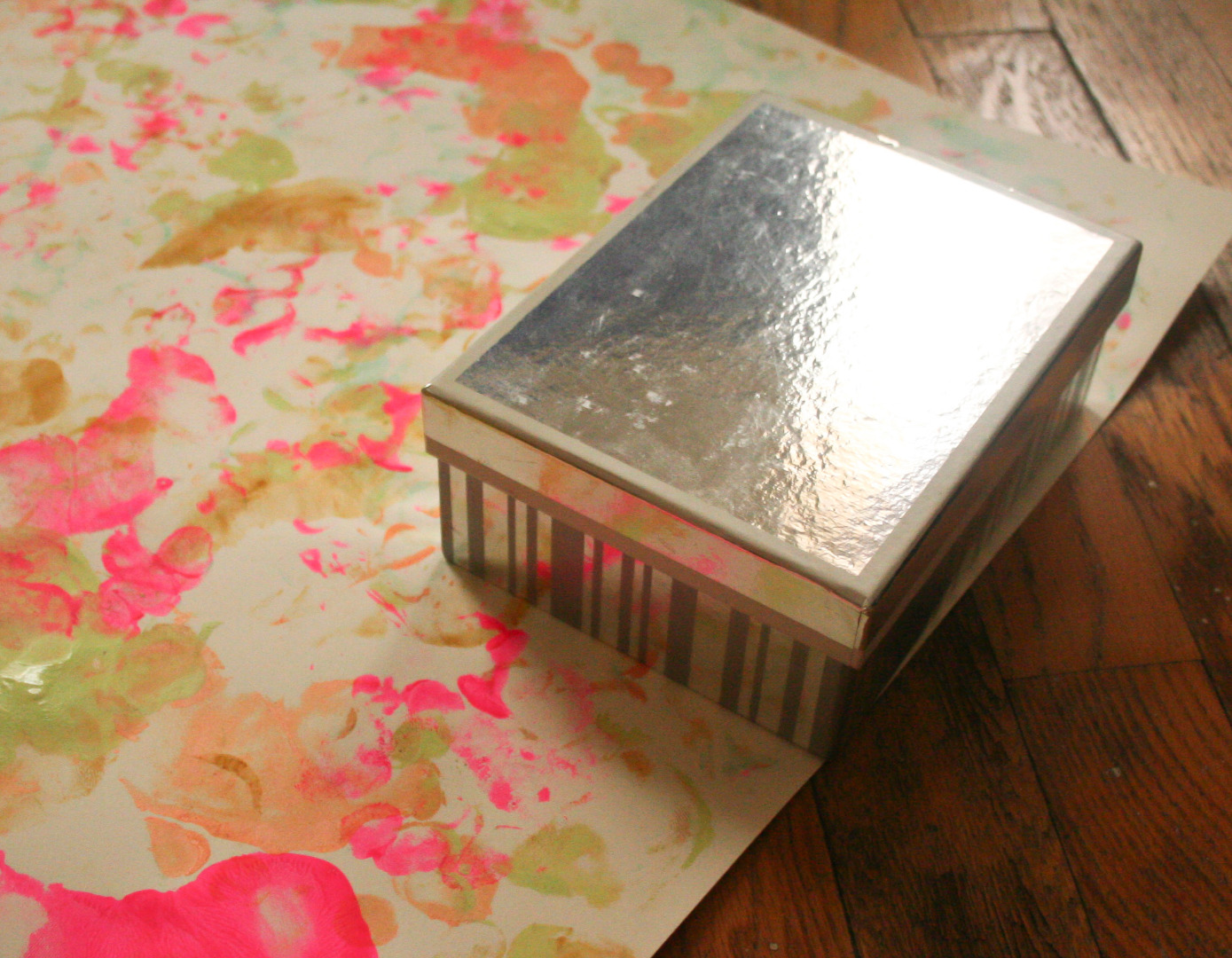 footprint wrapping paper.jpg