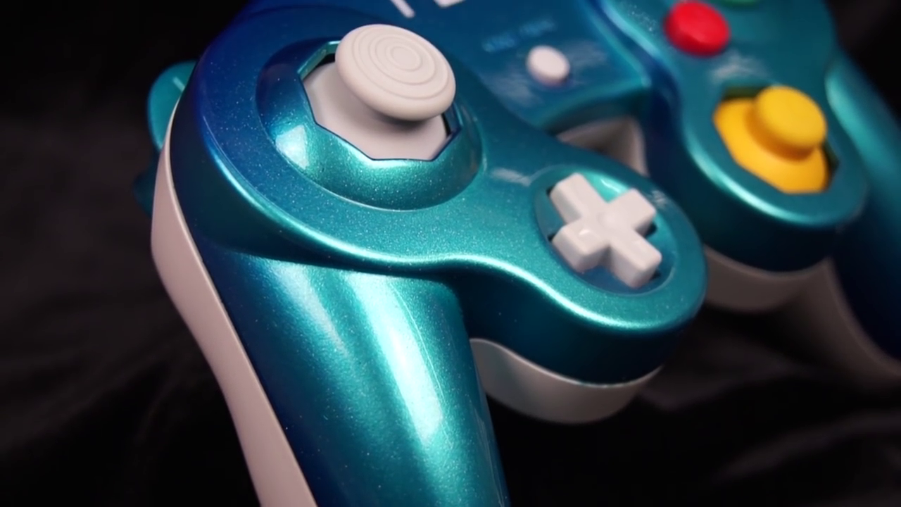 gamecube-controller-glossy-airbrush-spray-paint-mod-custom-2017-03-13-18h43m14s147.png