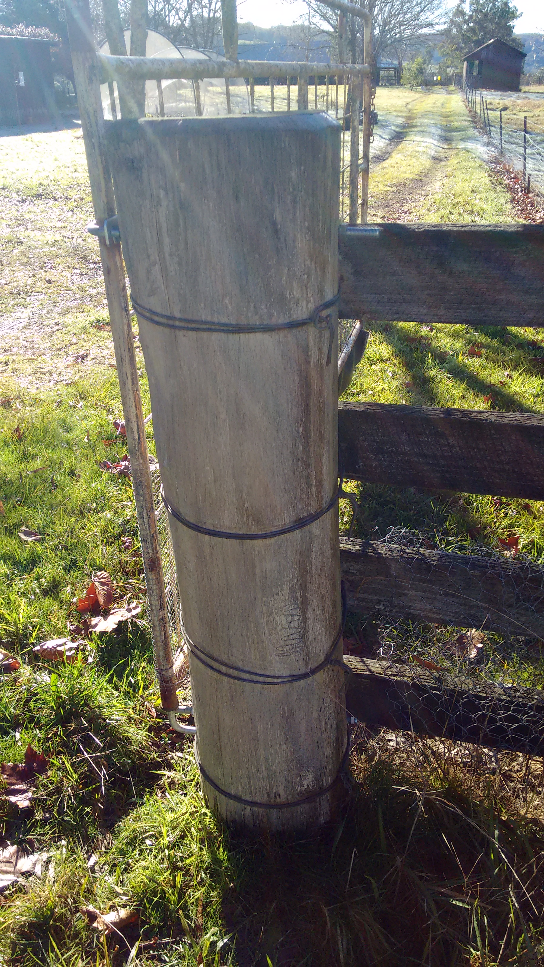 gatepost.jpg