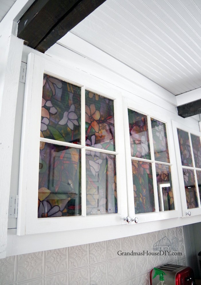 glass-white-kitchen-doors.jpg
