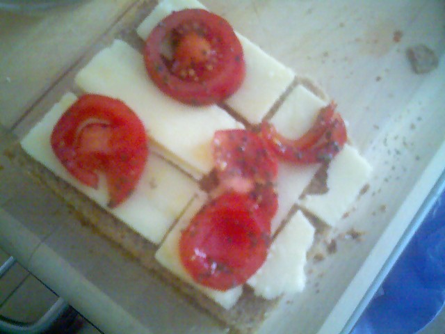 grilled cheese tomato.jpg