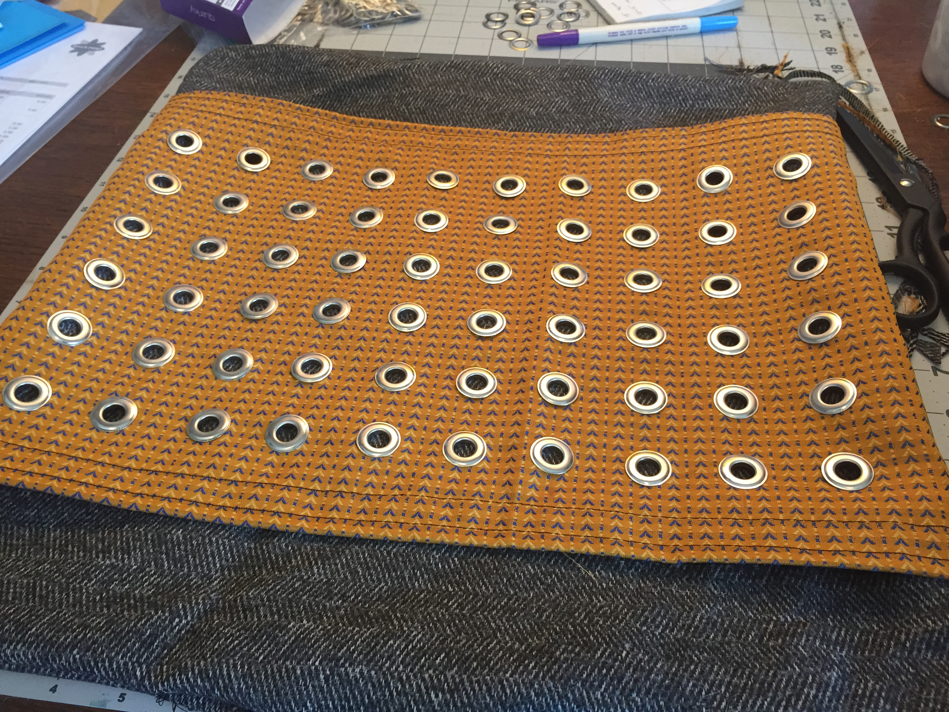 grommet throw pillow DIY 3.jpg
