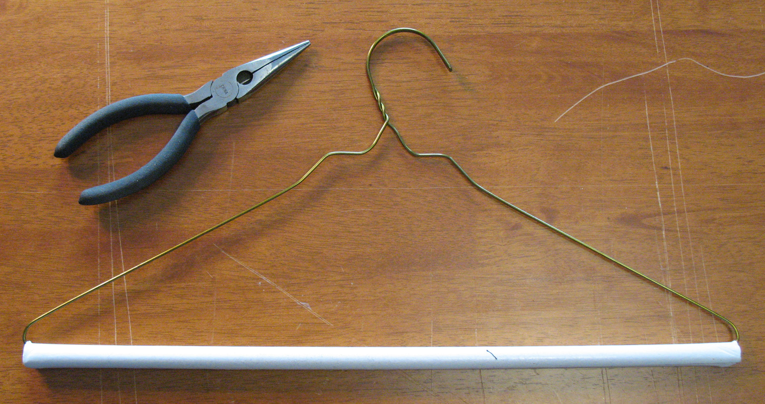 hanger pliers 003.jpg