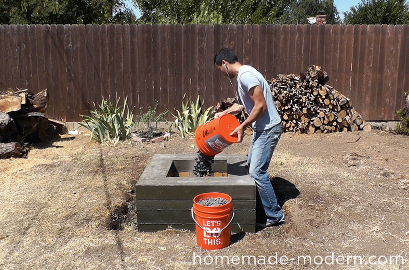 hmm_ep46_concretefirepit_step19.jpg