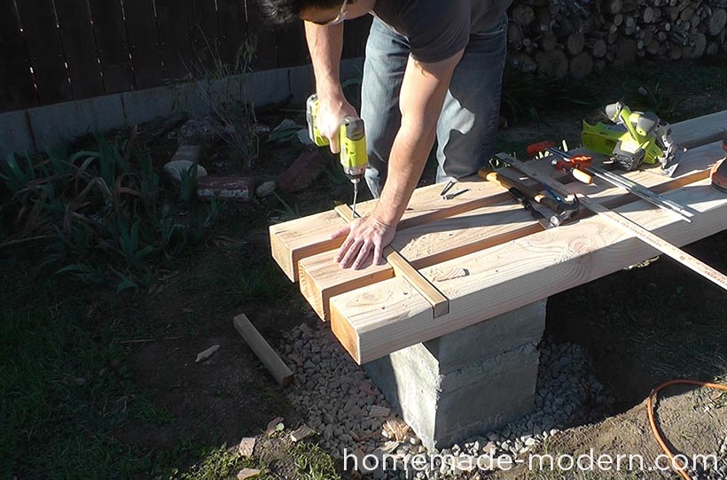 hmm_ep57_outdoorconcretebench_step11c.jpg