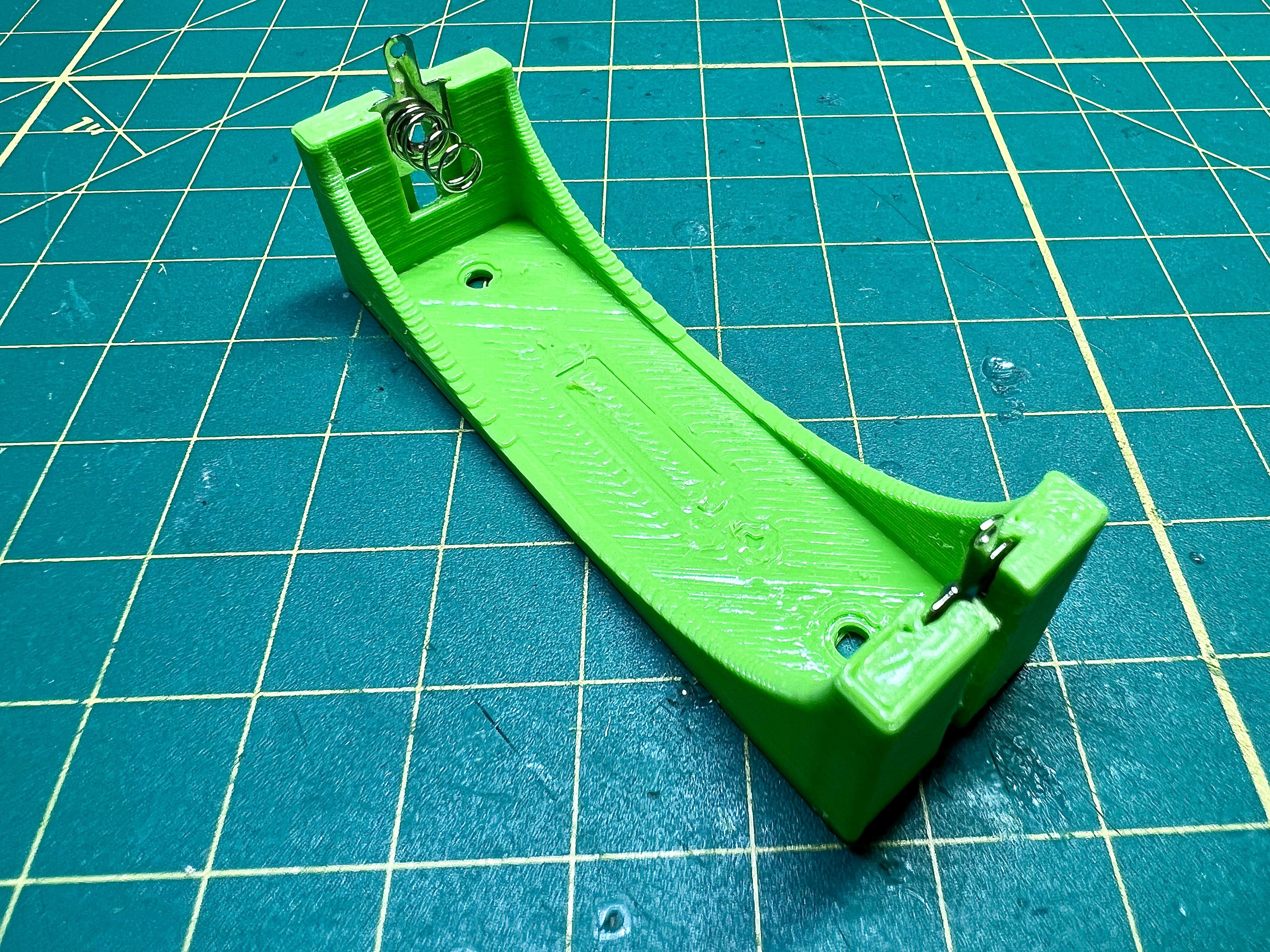 holder_clips.jpeg