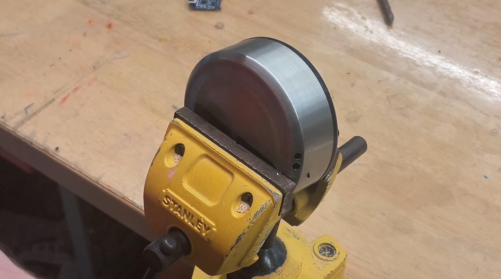 holes on lid.jpg