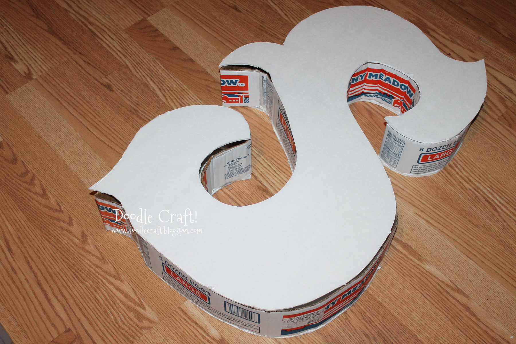 home decor or photo prop monogram diy.jpg