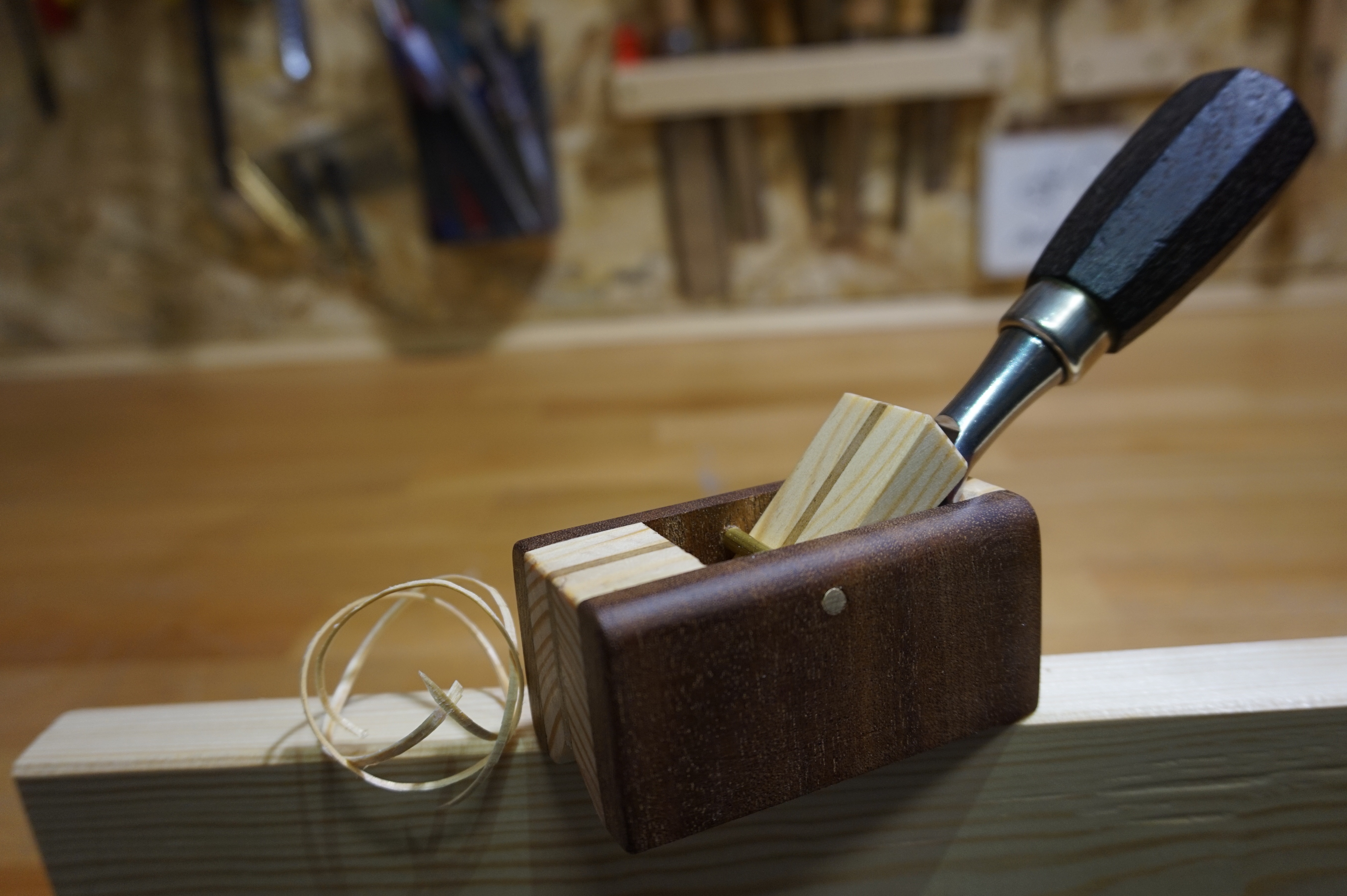 homemade chamfer plane.jpg