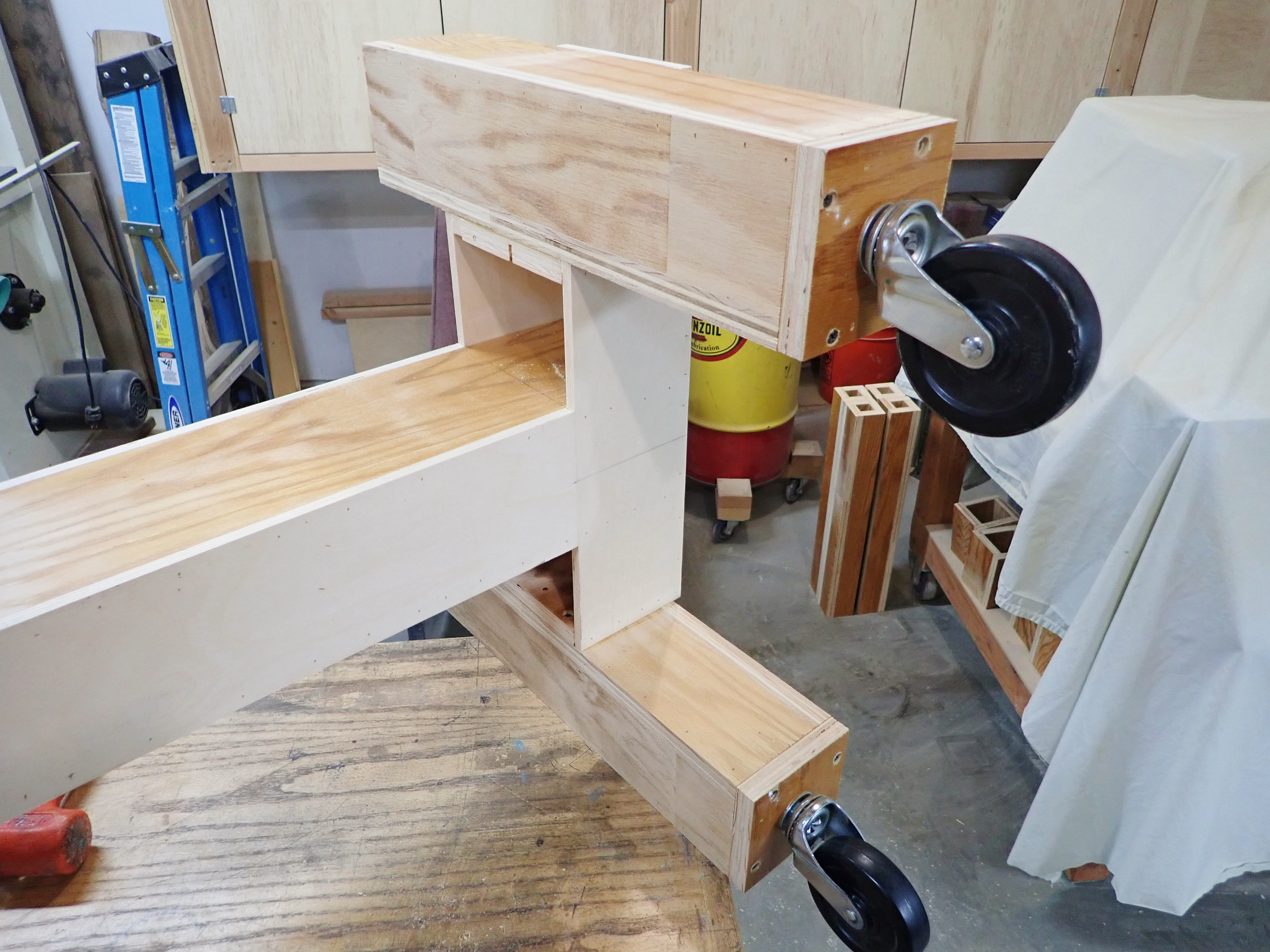 homemade height adjustable table (31).JPG