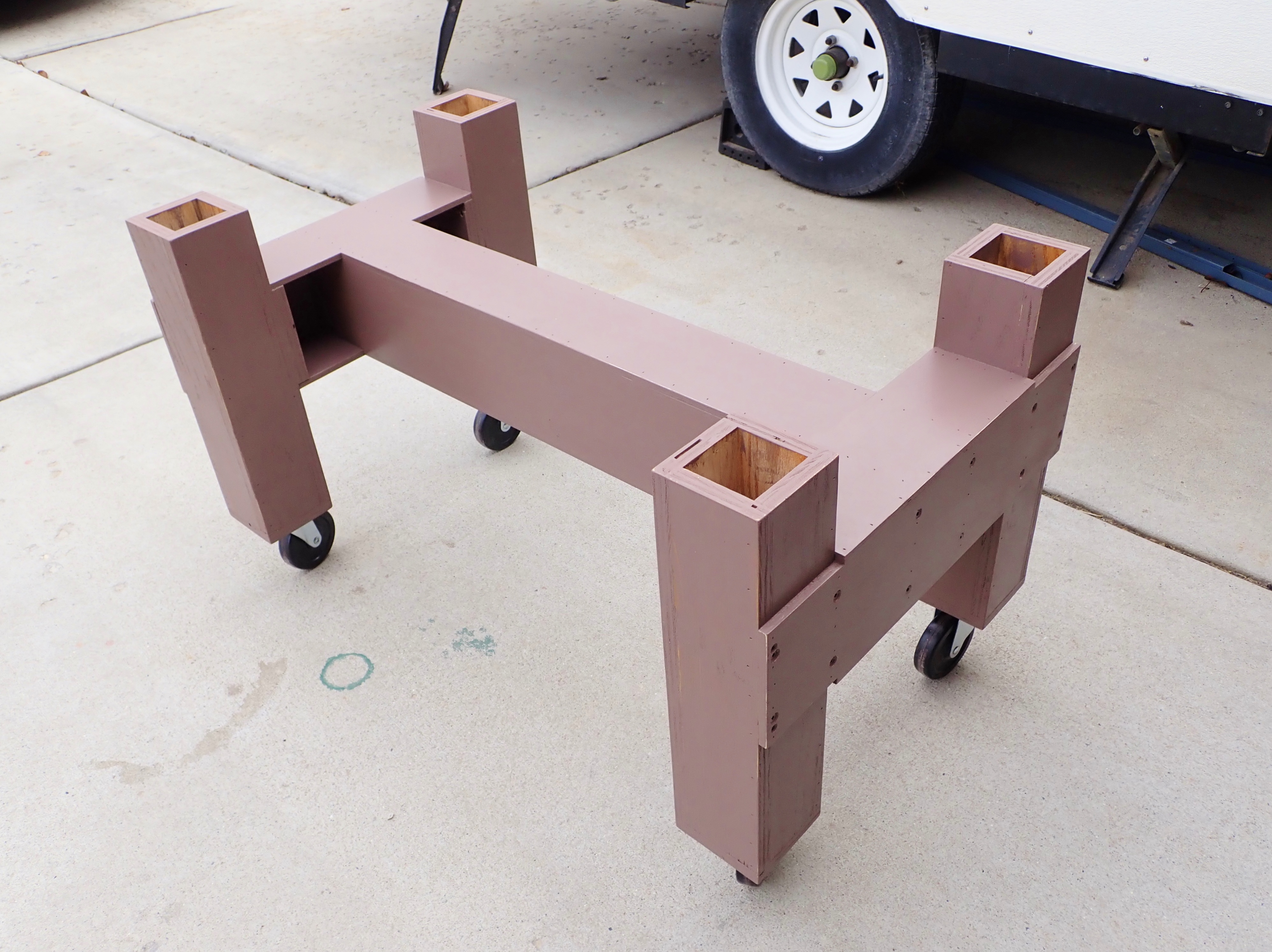 homemade height adjustable table (53).JPG