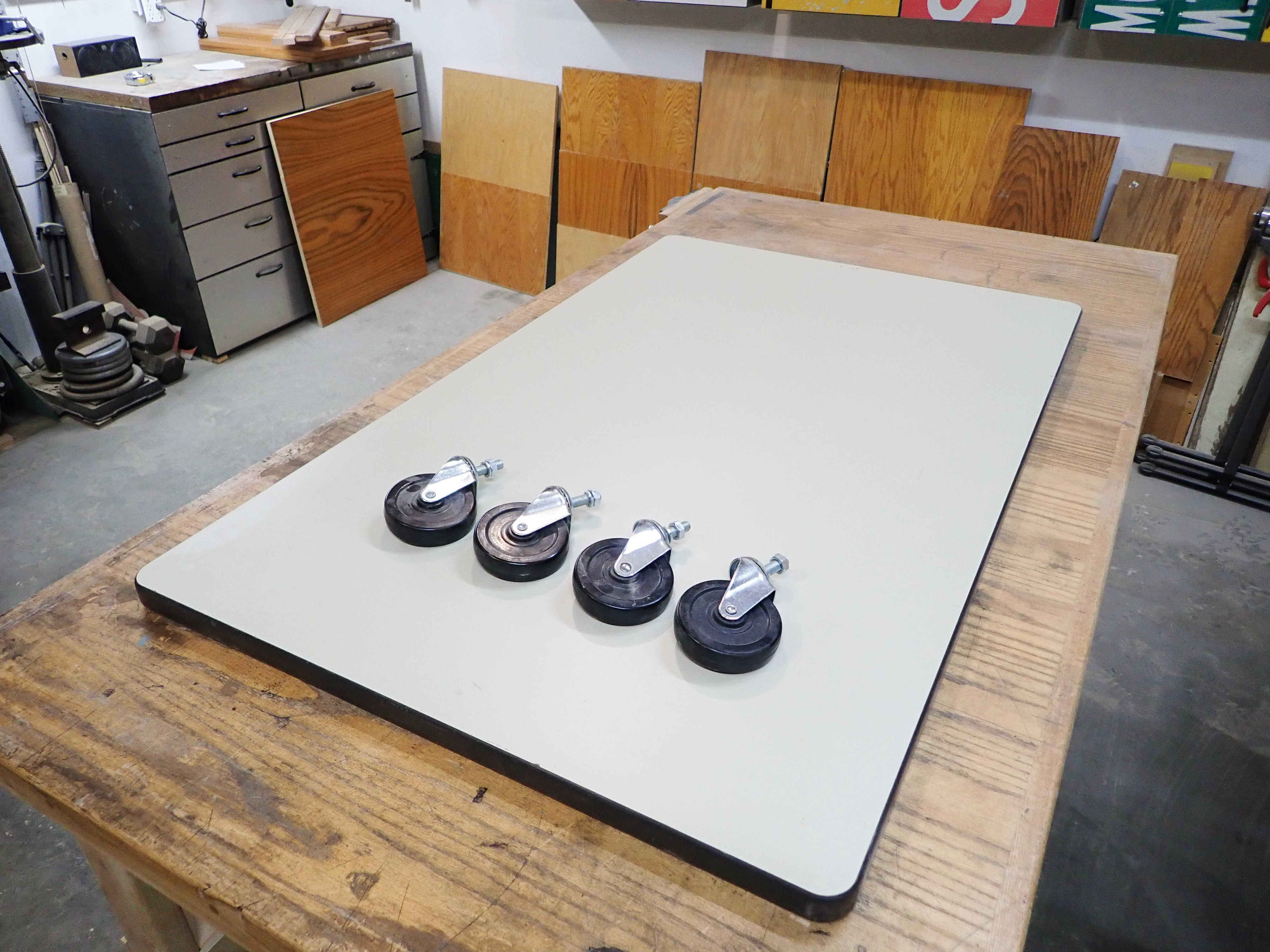 homemade height adjustable table (6).JPG