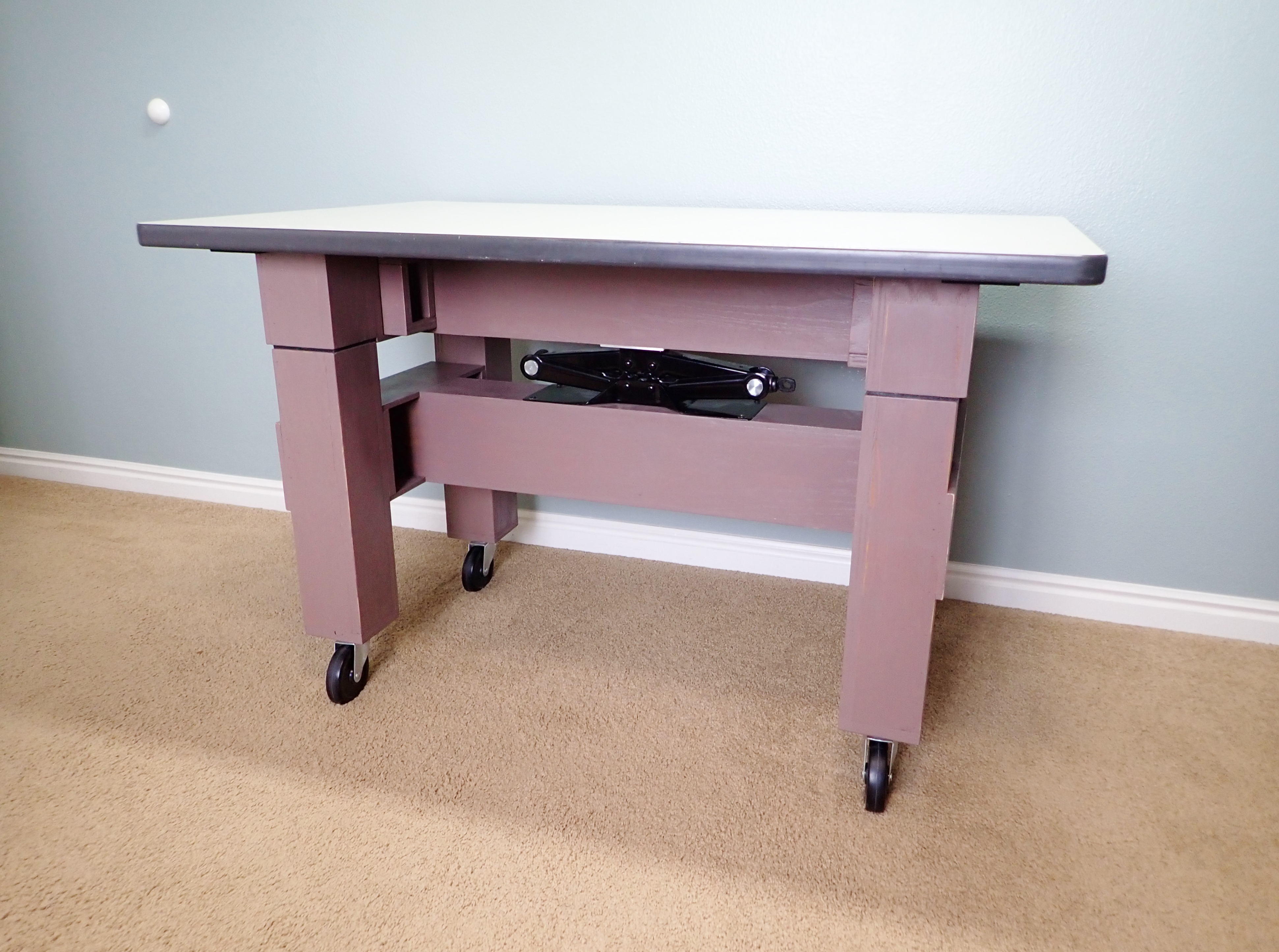 homemade height adjustable table (72).JPG