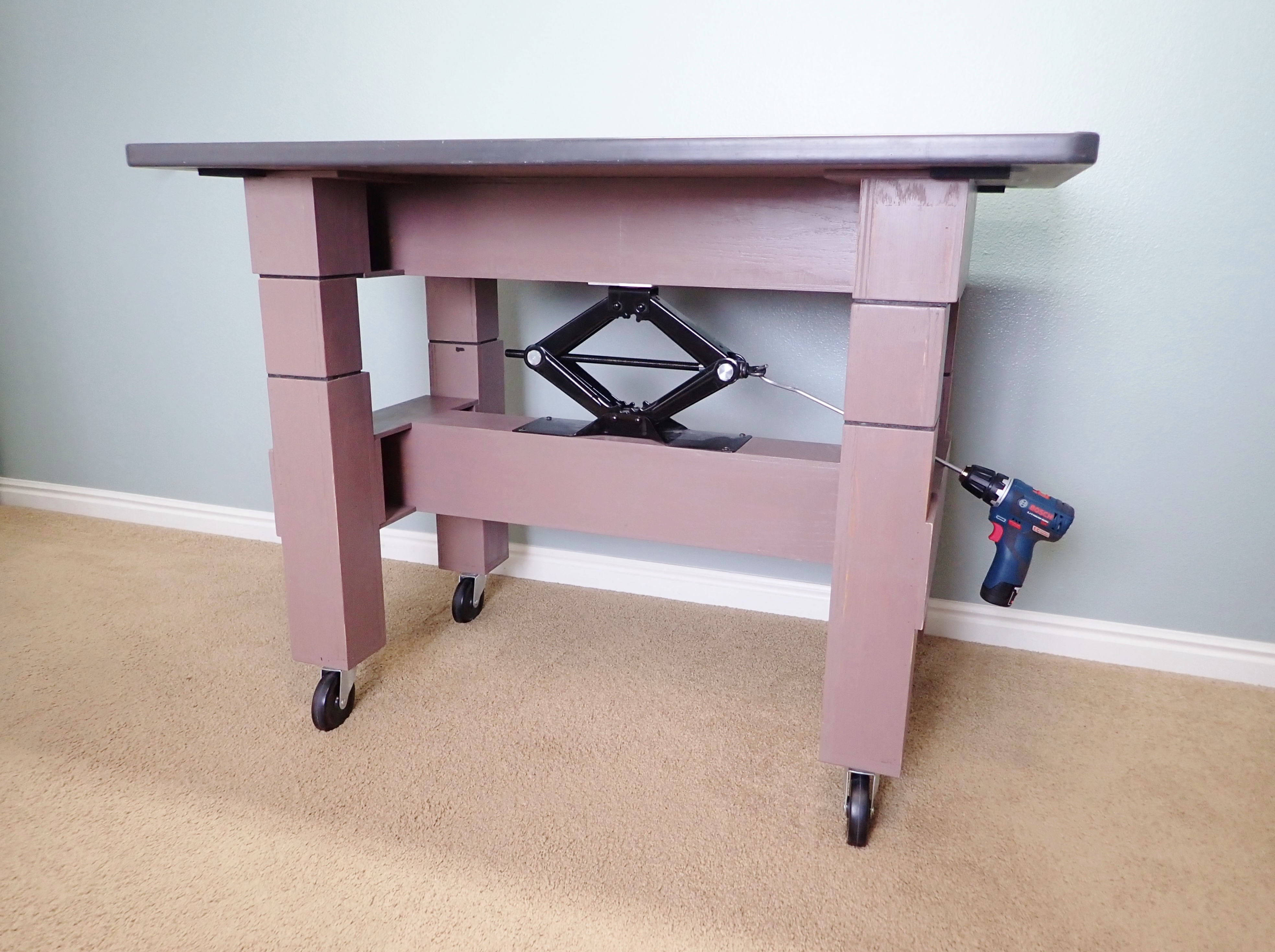 homemade height adjustable table (73).JPG