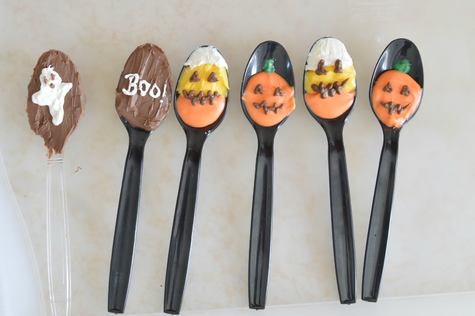 hot chocolate spoons for halloween.jpg