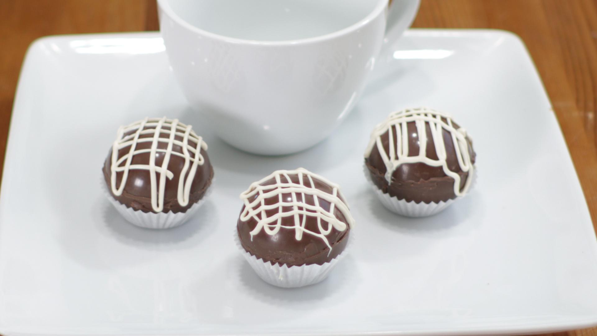how to make hot chocolate bombs homemade hot cocoa bombs recipe 4.jpg