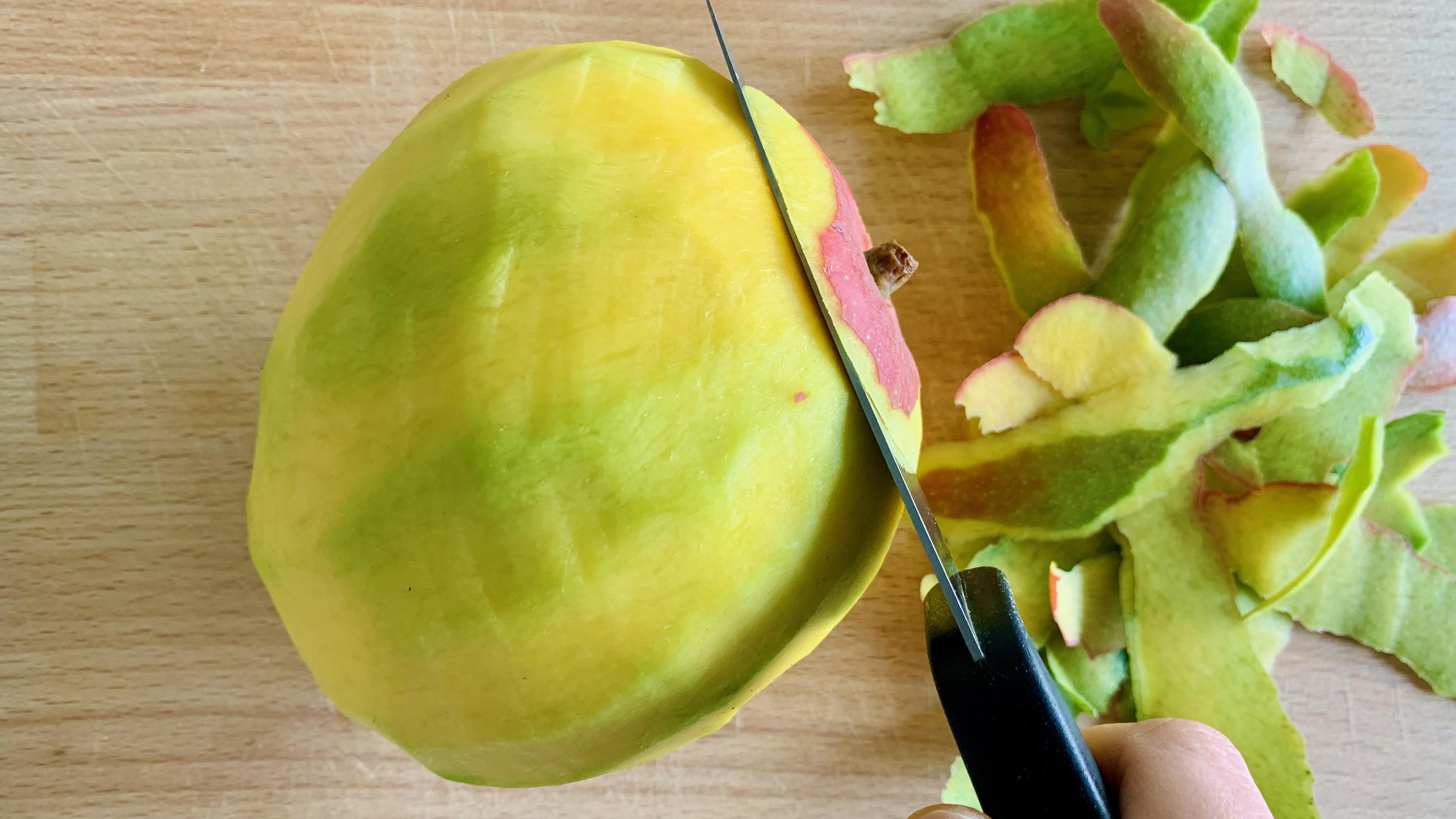 how-to-cut-a-mango-3.jpeg