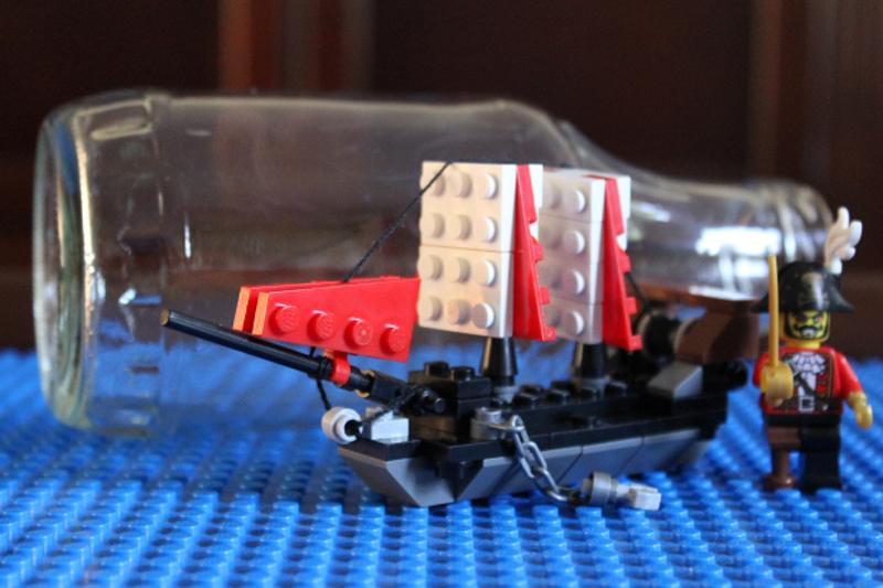 how-to-lego-ship-in-bottle-before.jpg