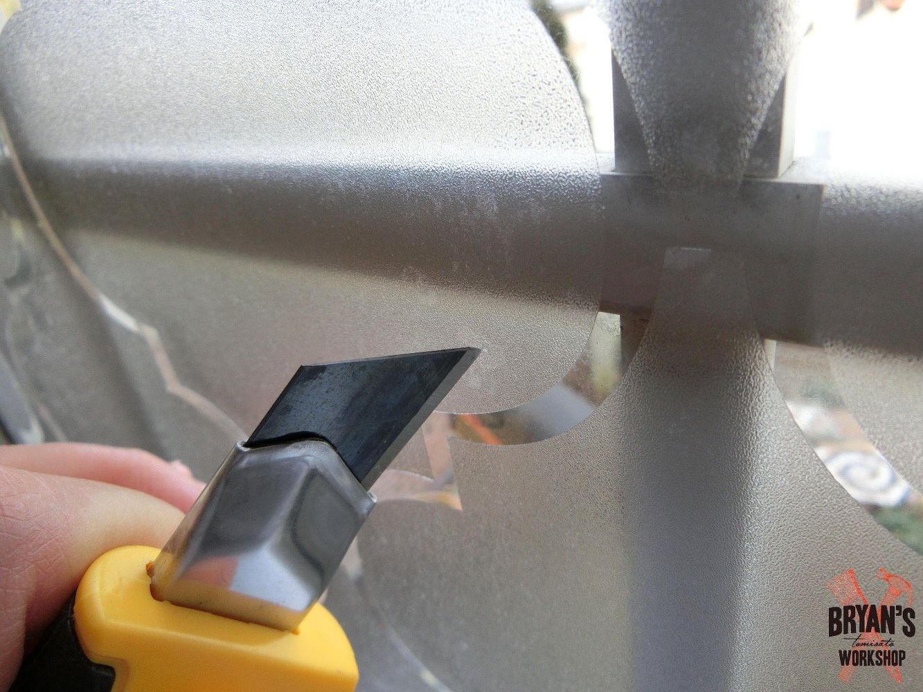 how-to-use-contact-paper-to-make-a-beautiful-privacy-window-how-to-5.jpg
