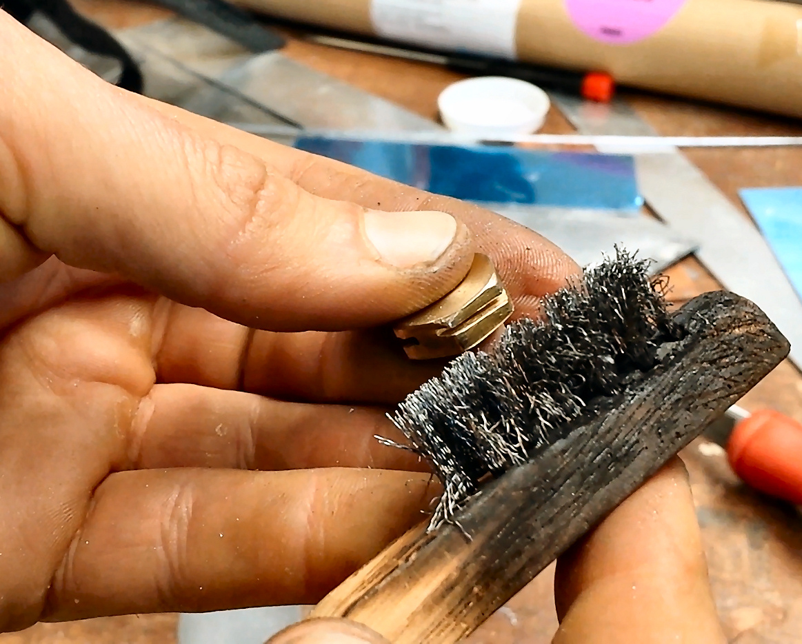 hub brush.jpg