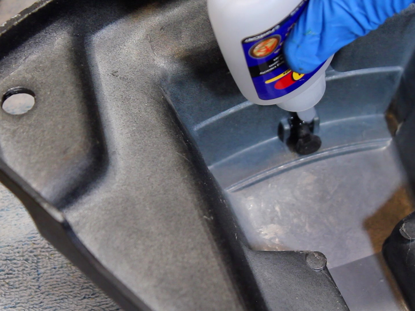 in-base-glue.jpg