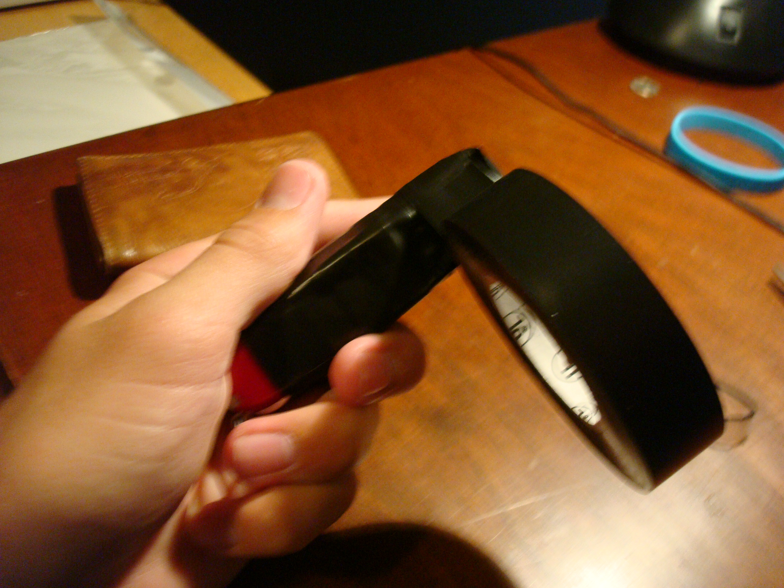 instructables- how to make a pocket knife sleeve 010.jpg